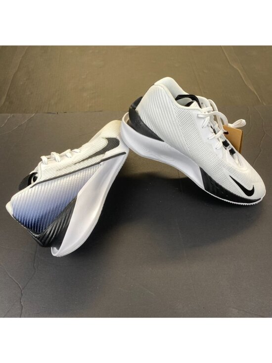 Nike G.T. Jump Academy Basketball Shoes (White/Black/Metallic Silver) Size 7 main image 7